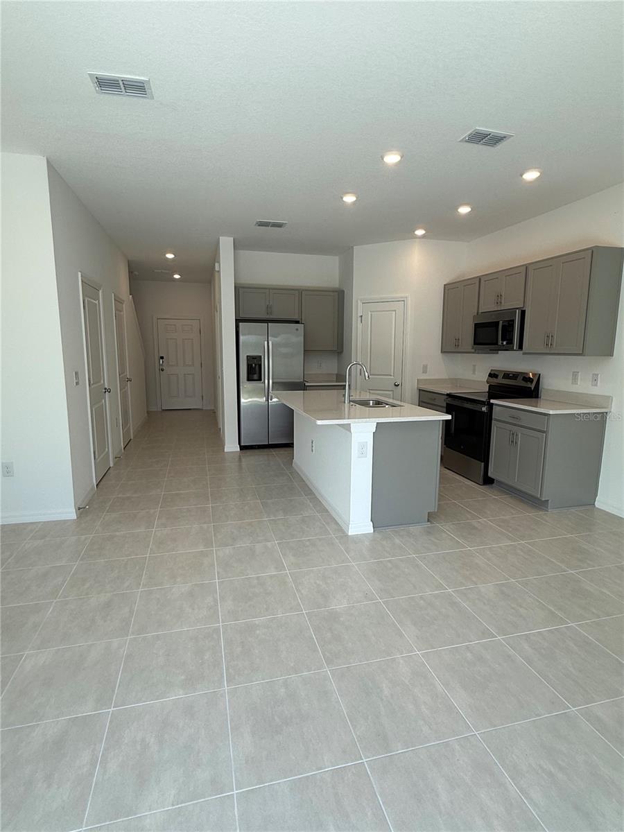 7154 GRAND FOREST WAY — photo 17