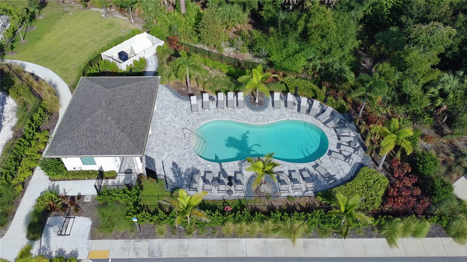 7154 GRAND FOREST WAY — photo 46