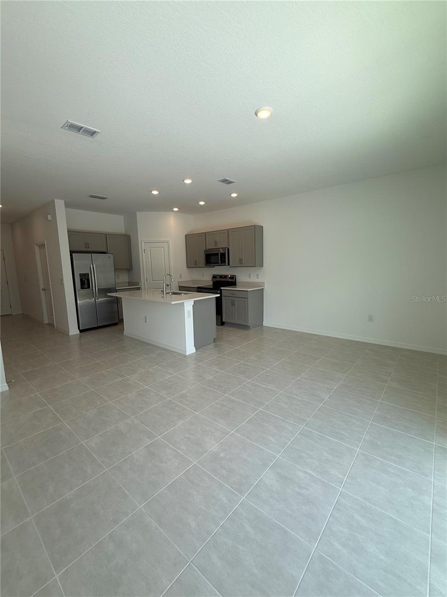 7154 GRAND FOREST WAY — photo 16