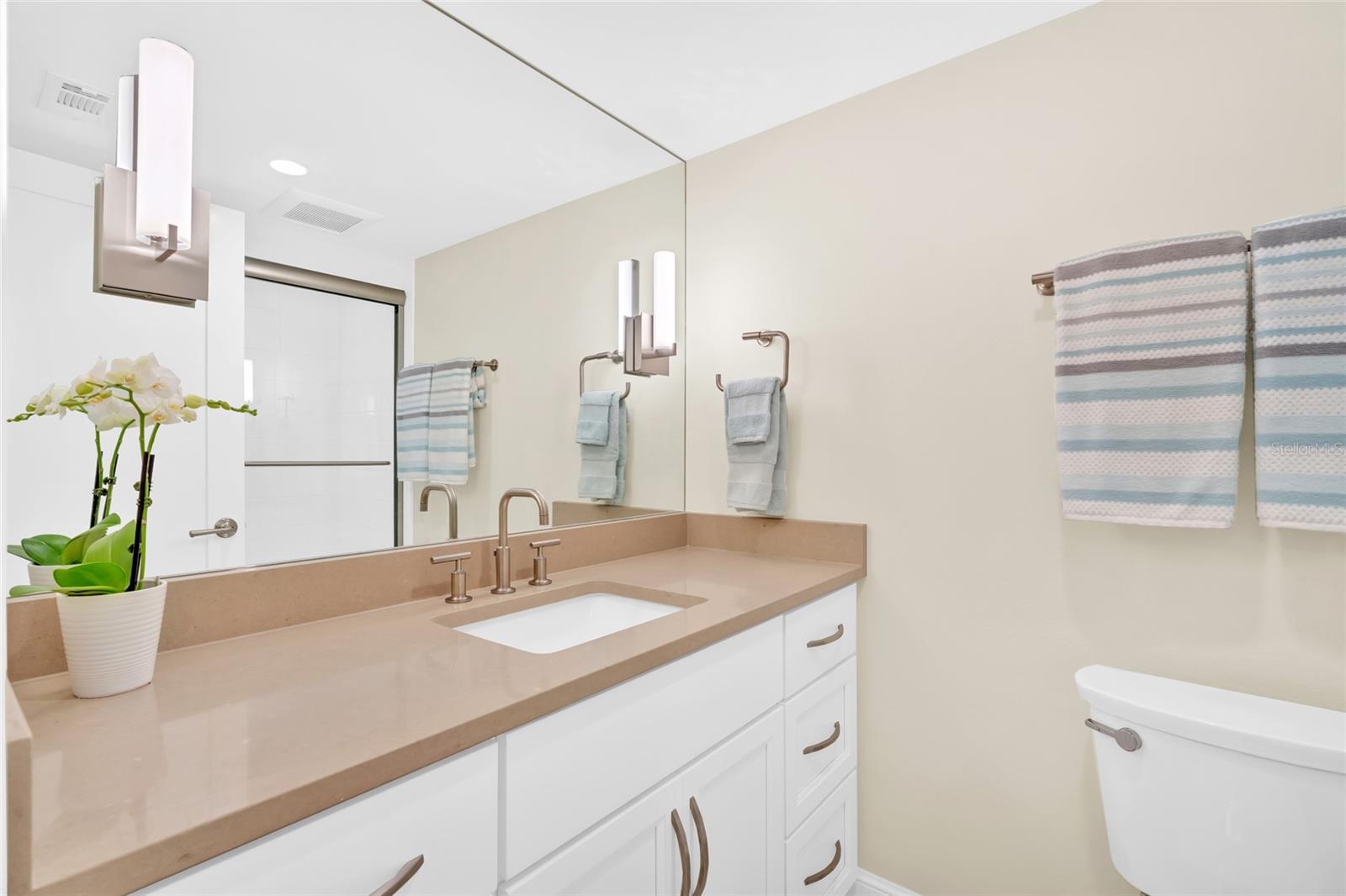 9226 MIDNIGHT PASS RD #3B — photo 26