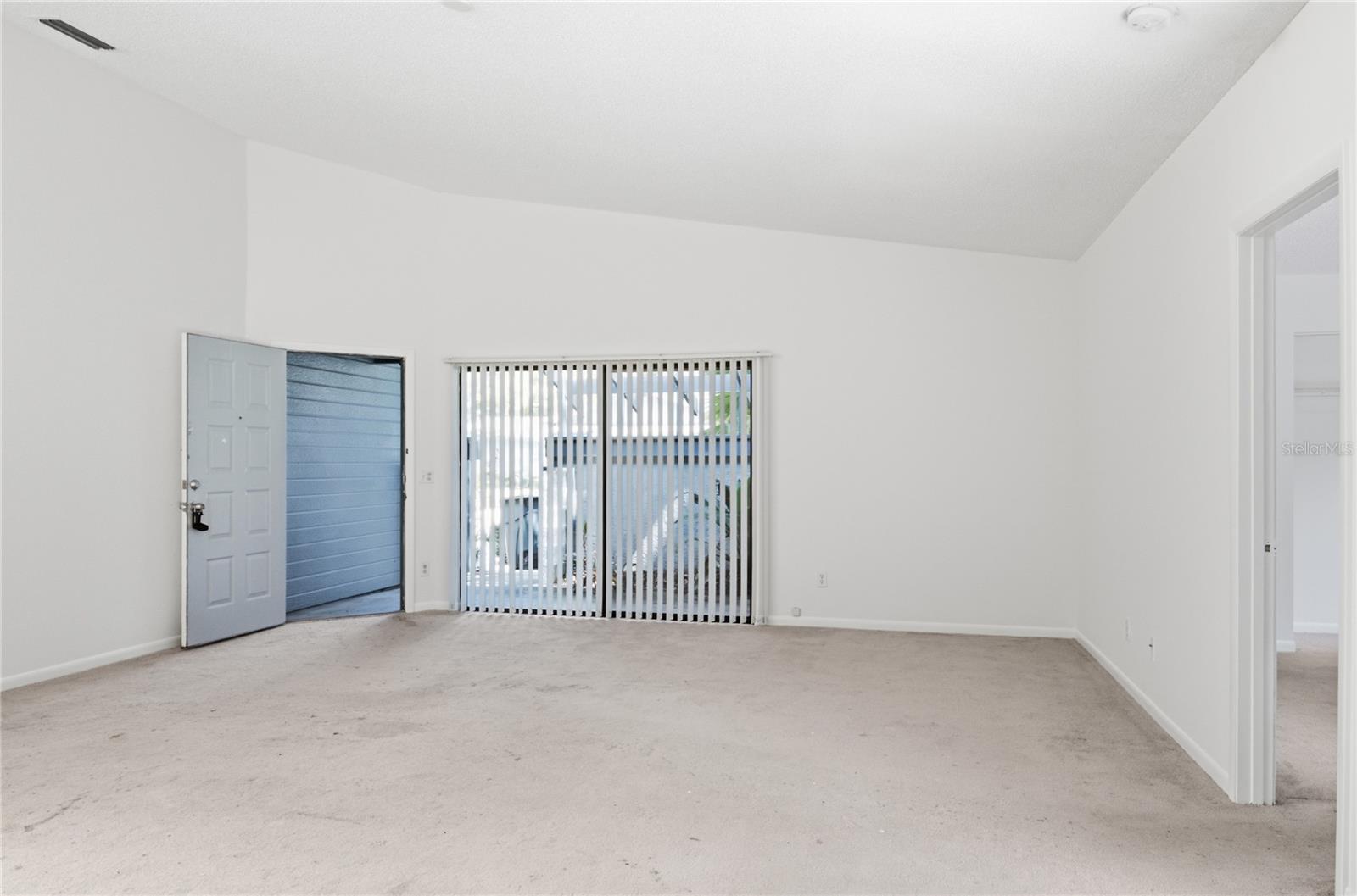 135 PINEWINDS BLVD — photo 36