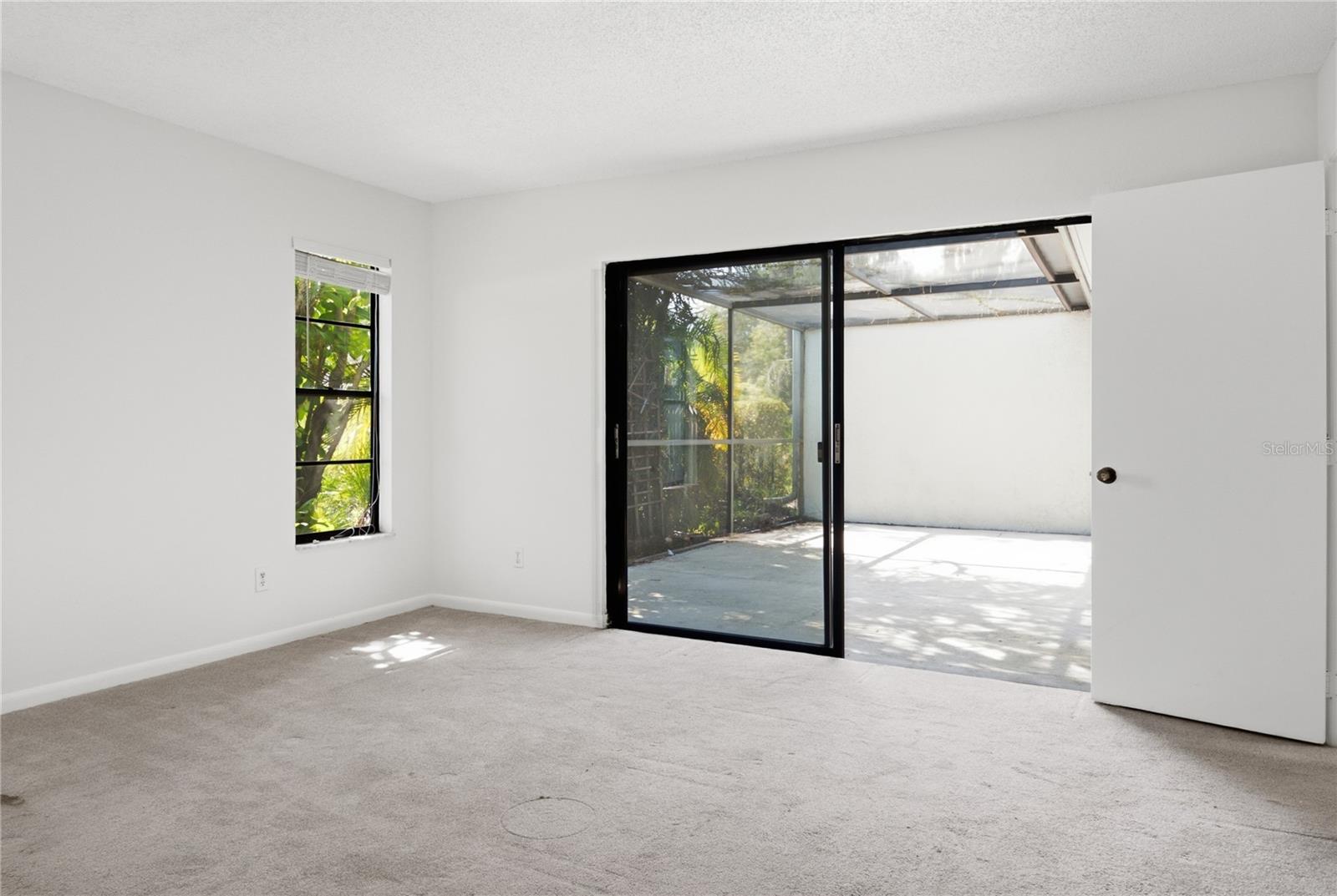 135 PINEWINDS BLVD — photo 32