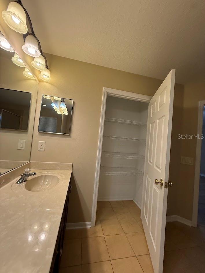 5823 BUTTERFIELD ST — photo 37