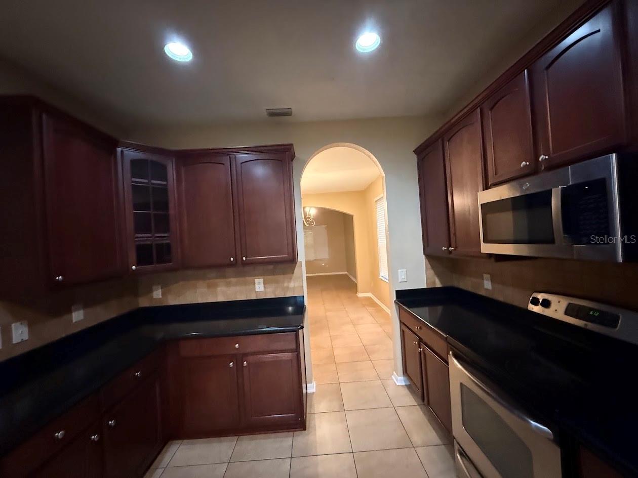 5823 BUTTERFIELD ST — photo 12