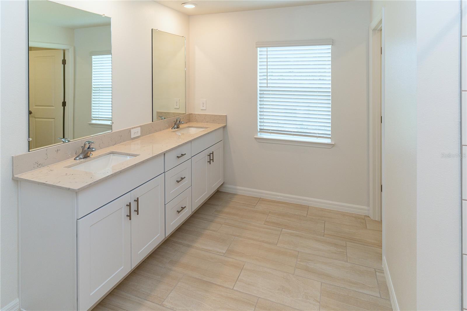 11824 BLUE DIAMOND TRL — photo 19
