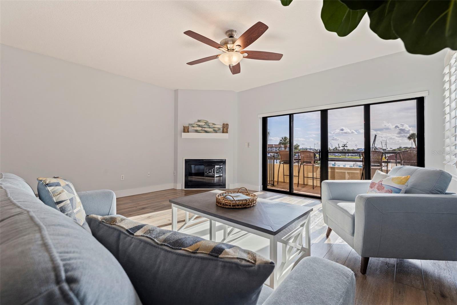 120 1ST ST E #108 — photo 9