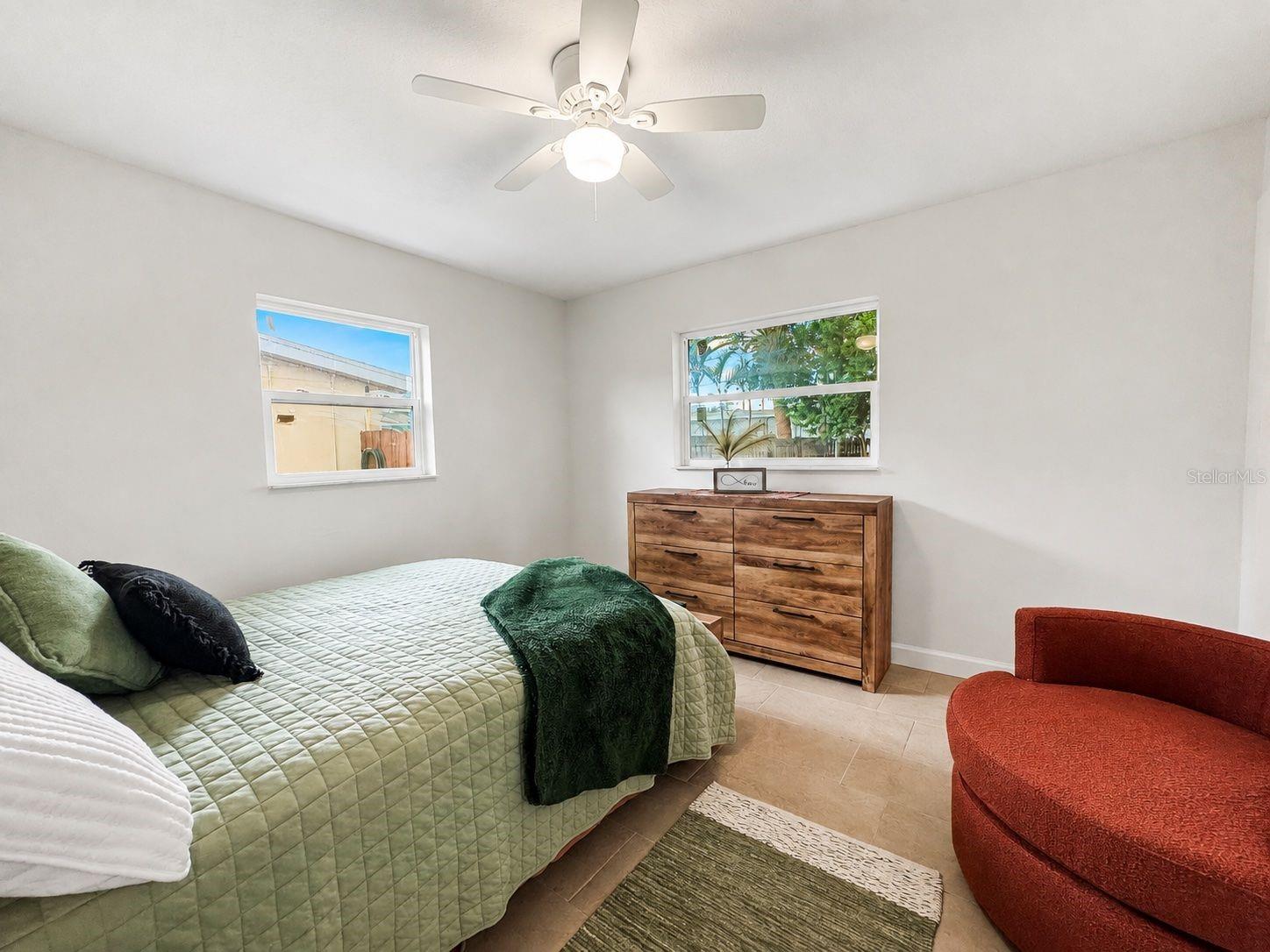 482 OAKWOOD DR — photo 14