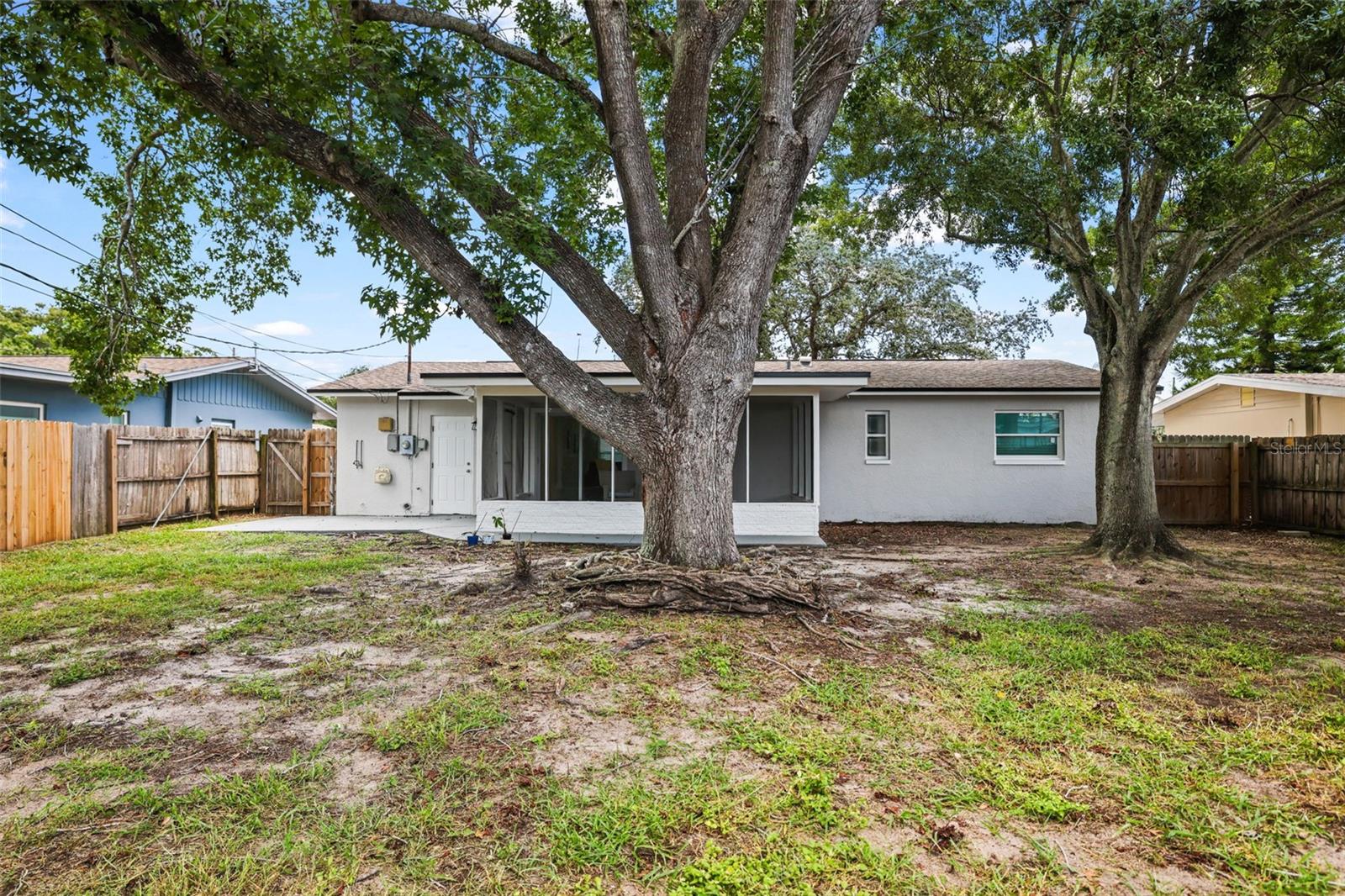482 OAKWOOD DR — photo 29