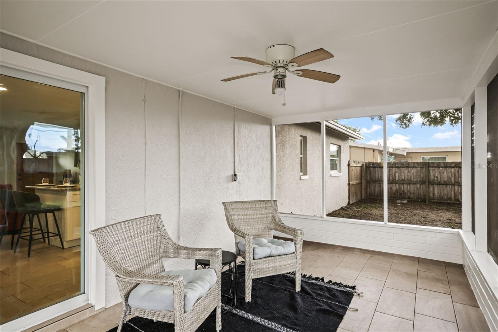 482 OAKWOOD DR — photo 22