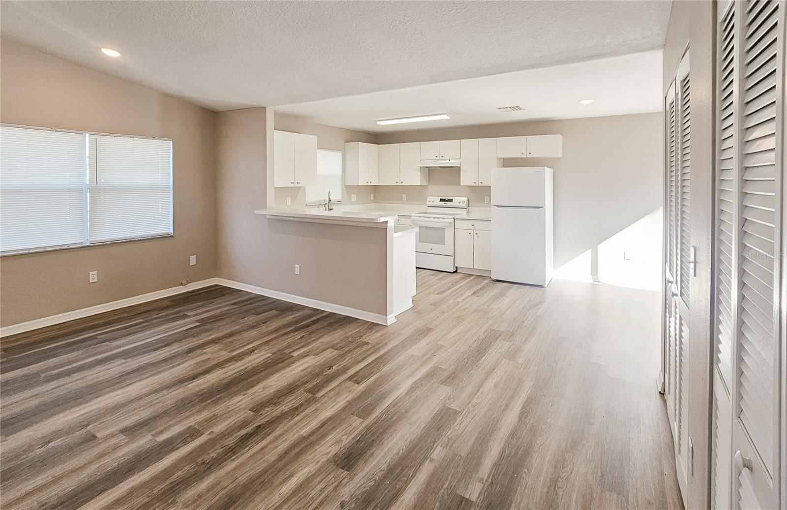 1013 E ESKIMO AVE — photo 6
