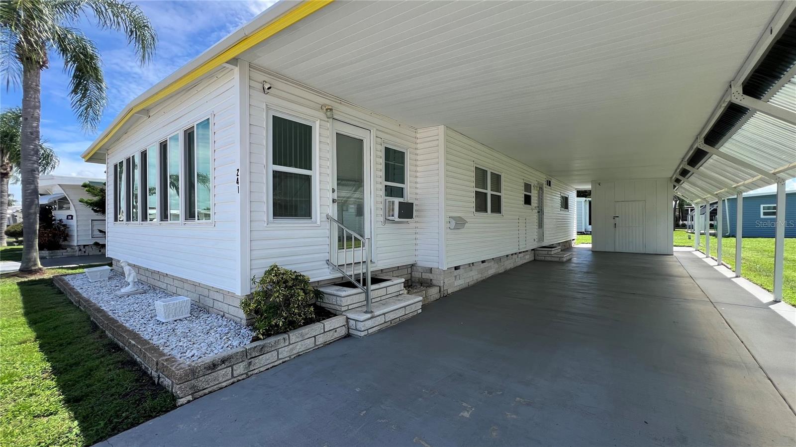 1100 BELCHER RD S #241 — photo 2