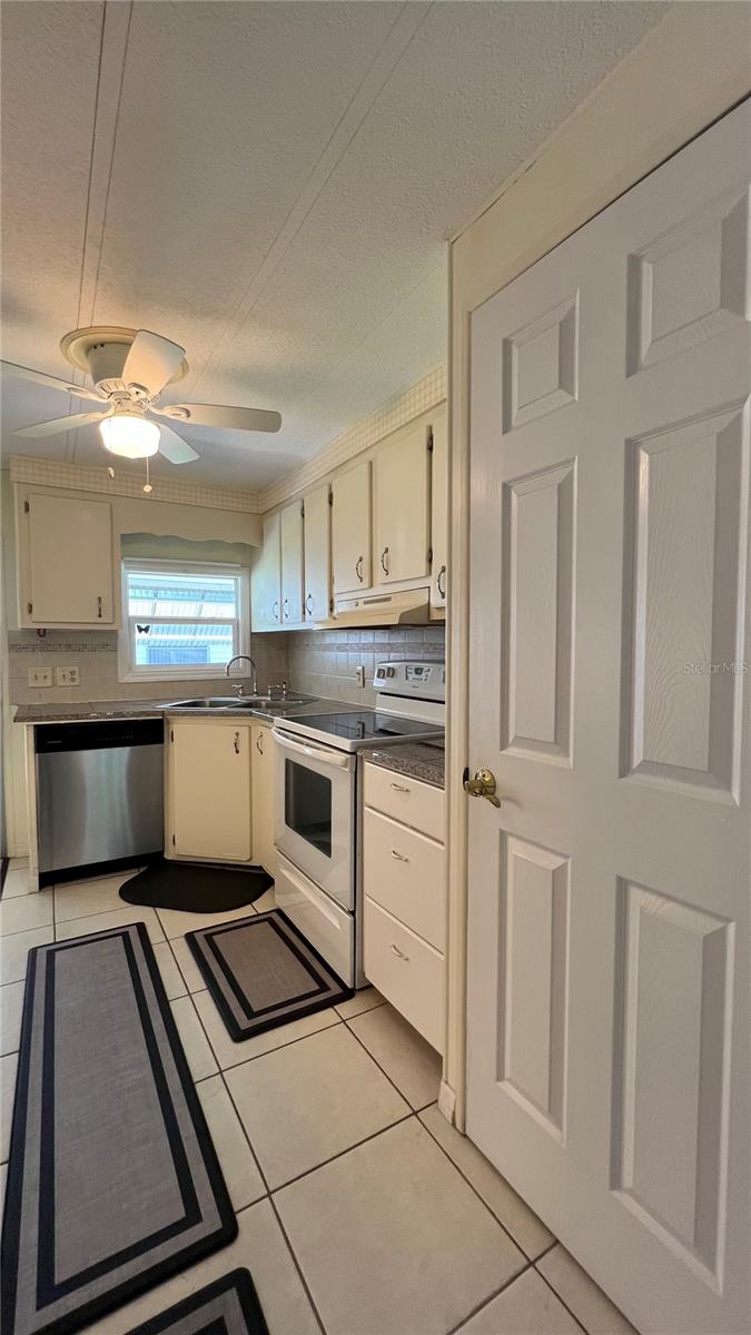 1100 BELCHER RD S #241 — photo 27