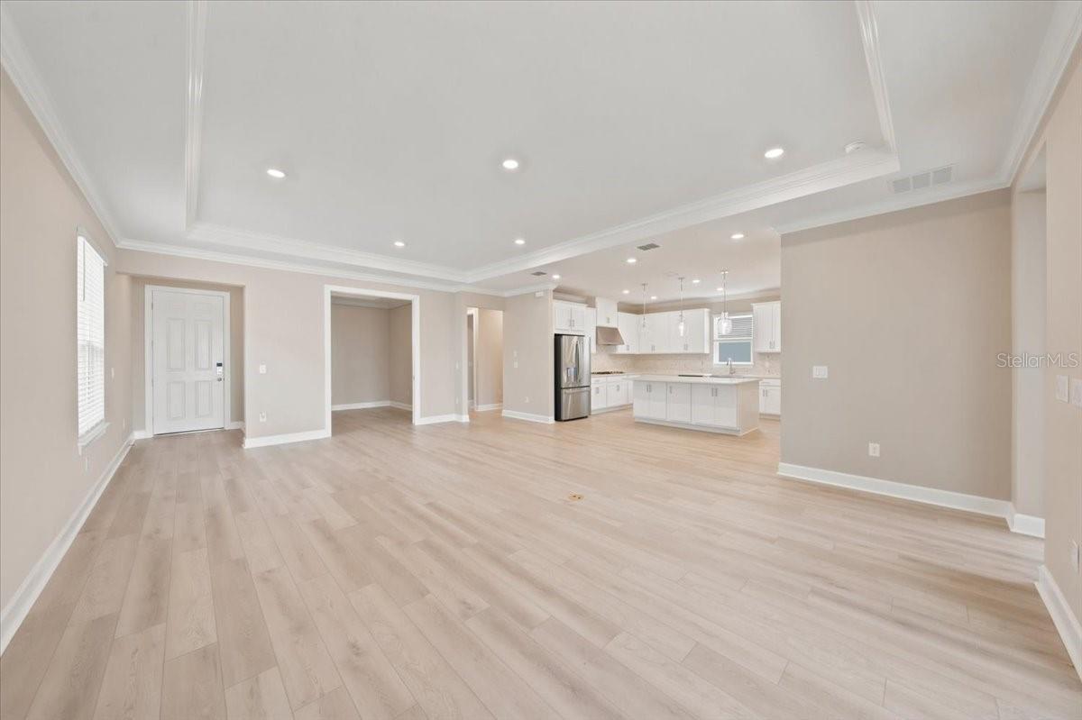 7727 CASPIAN — photo 10