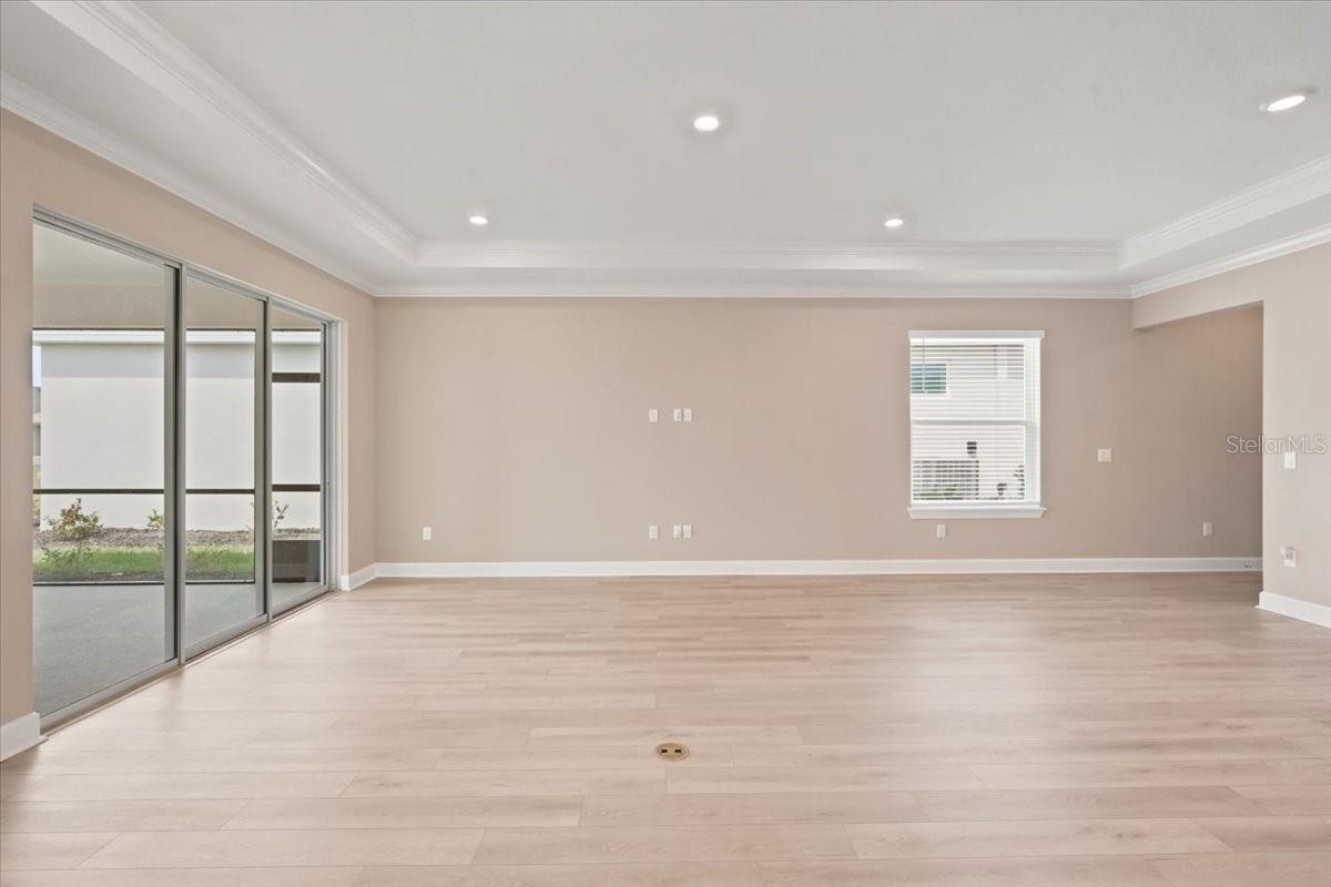 7727 CASPIAN — photo 8
