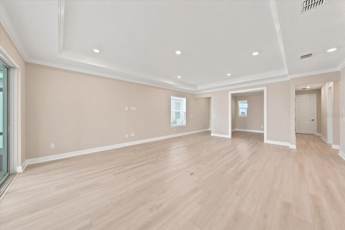 7727 CASPIAN — photo 9