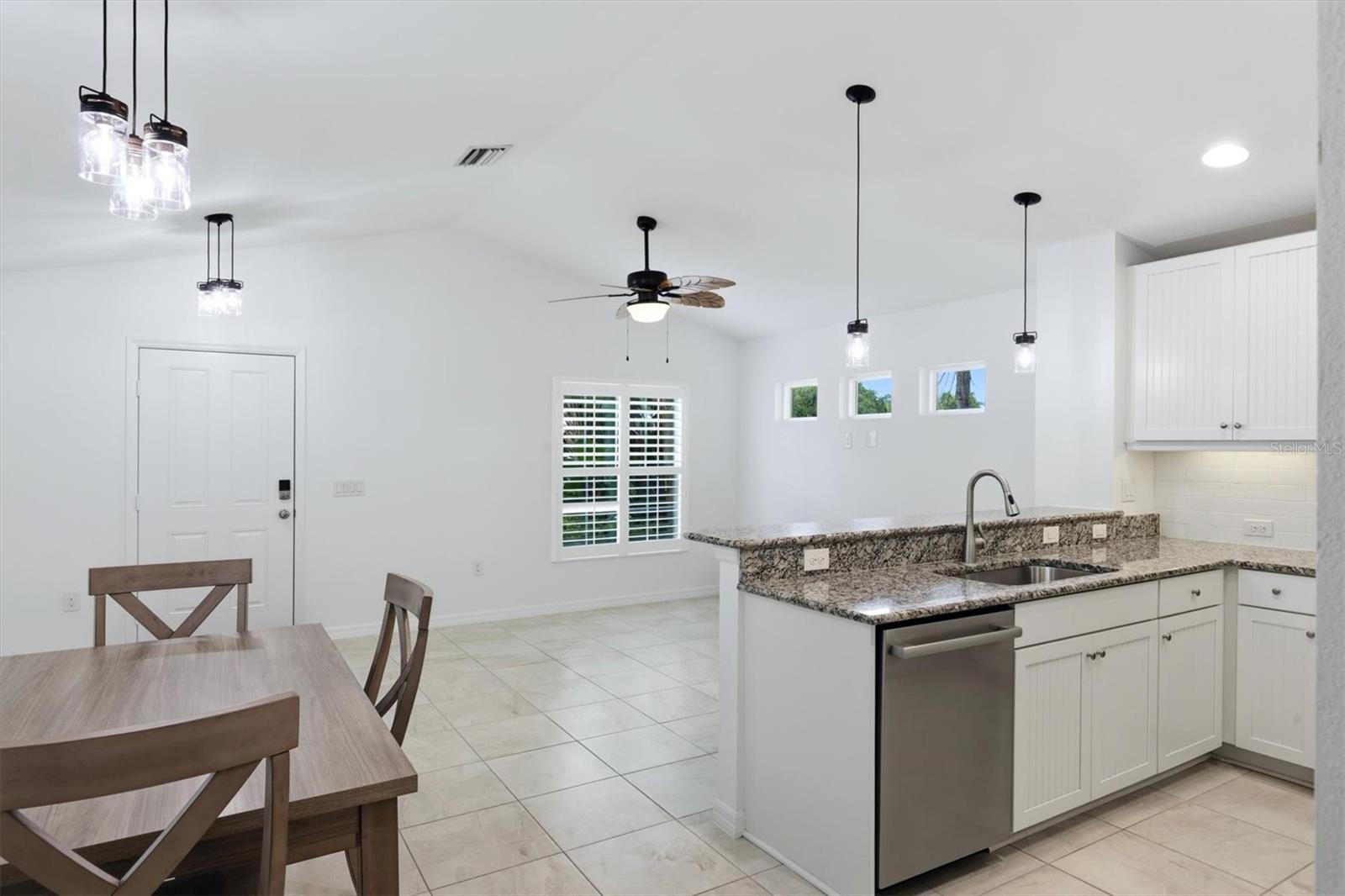 12610 SHIMMERING OAK CIR — photo 7