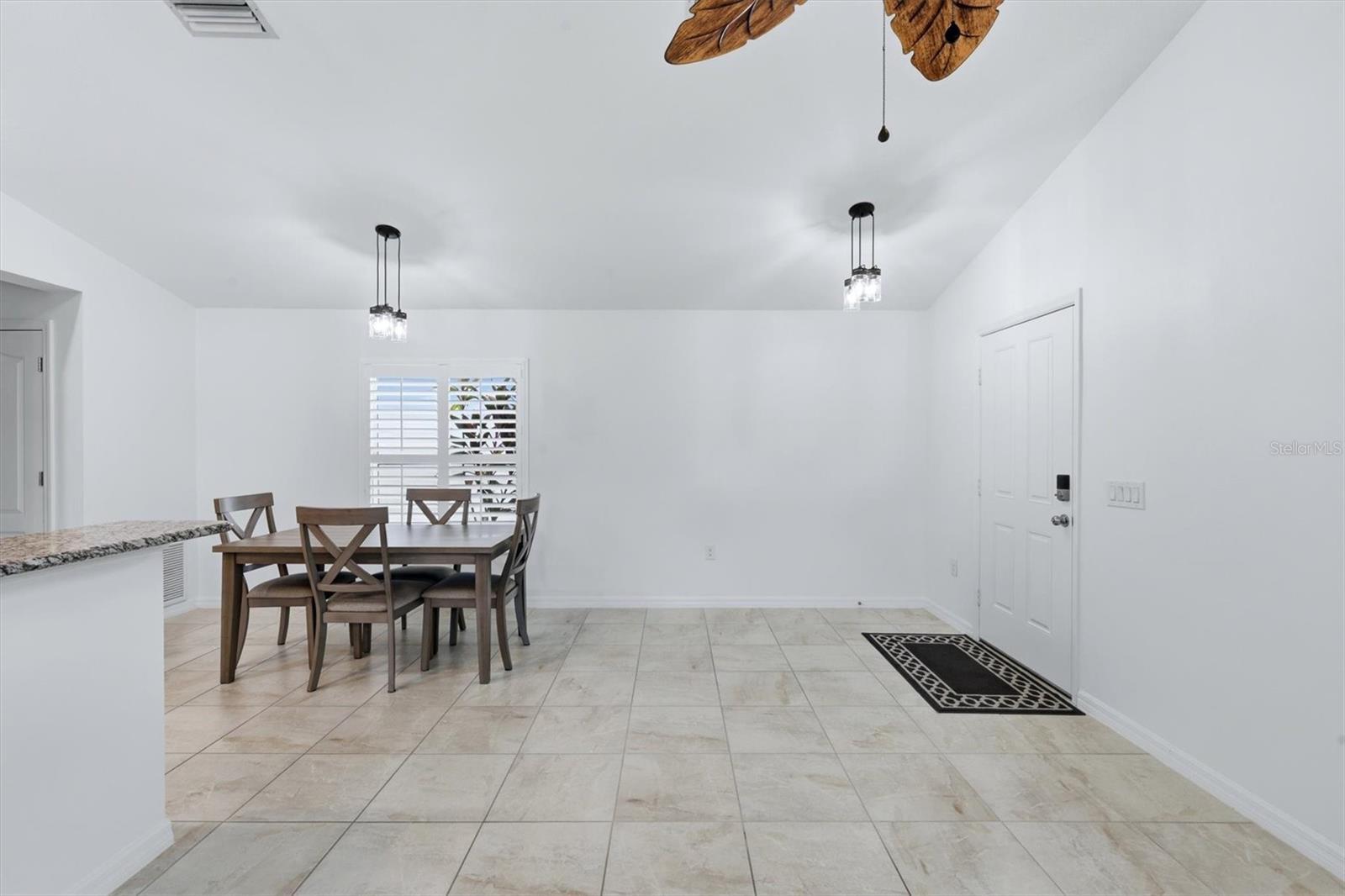 12610 SHIMMERING OAK CIR — photo 9