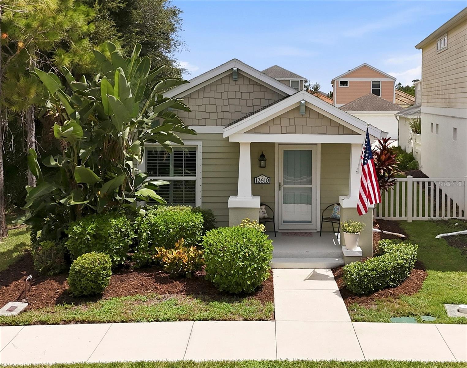 12610 SHIMMERING OAK CIR — photo 2