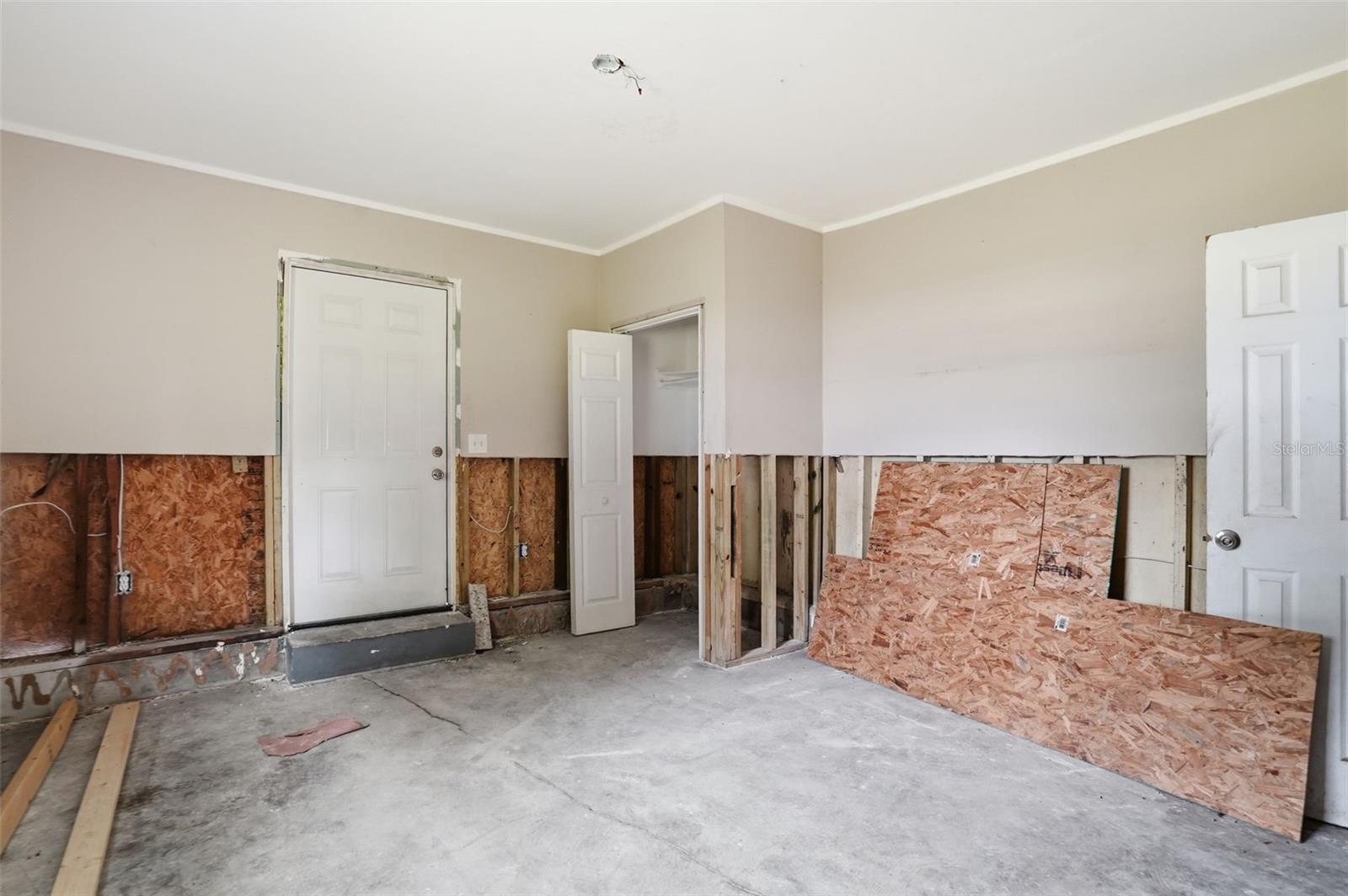 4535 EMERSON AVE S — photo 21