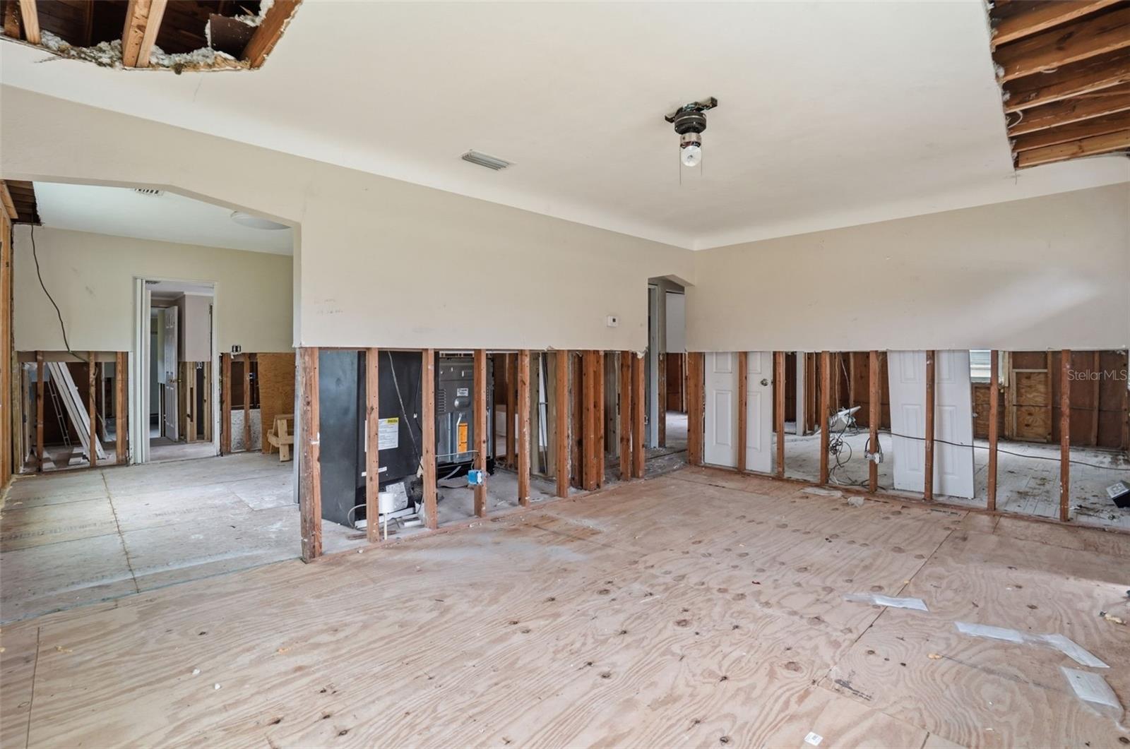 4535 EMERSON AVE S — photo 20