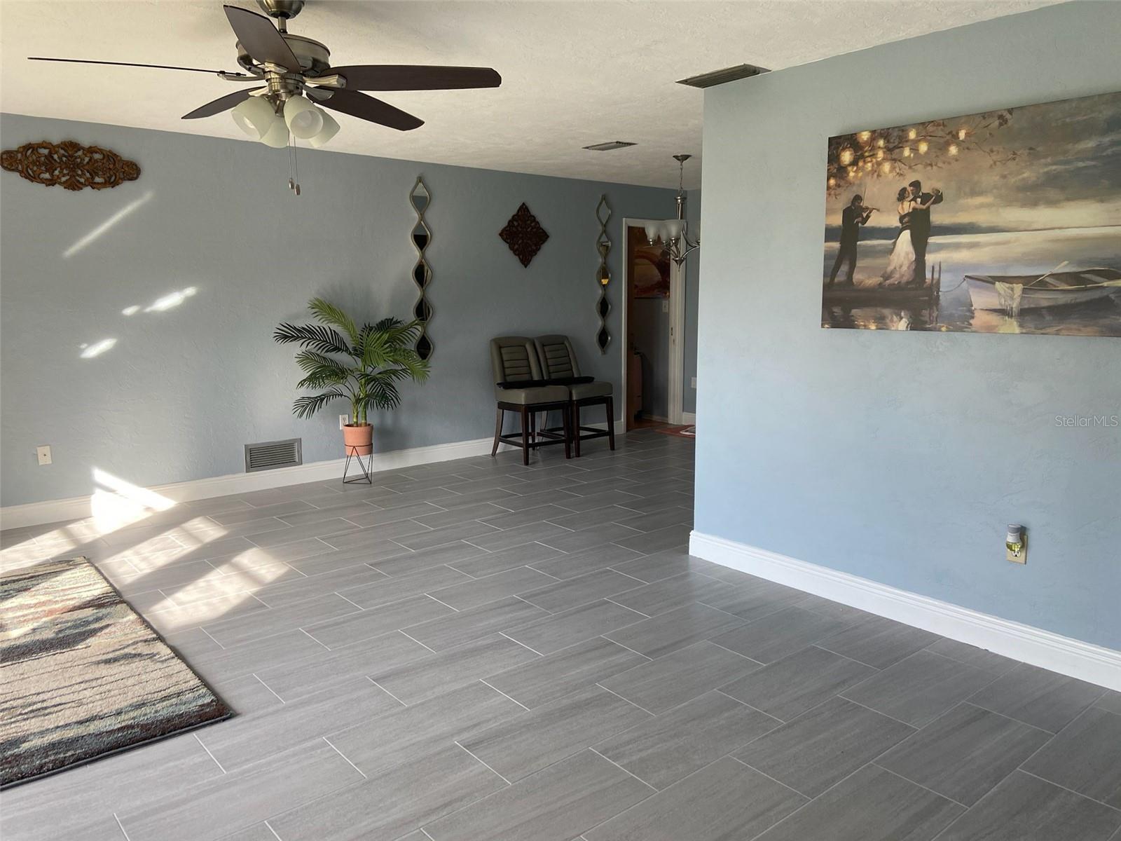 2161 INNER CASS CIR — photo 32