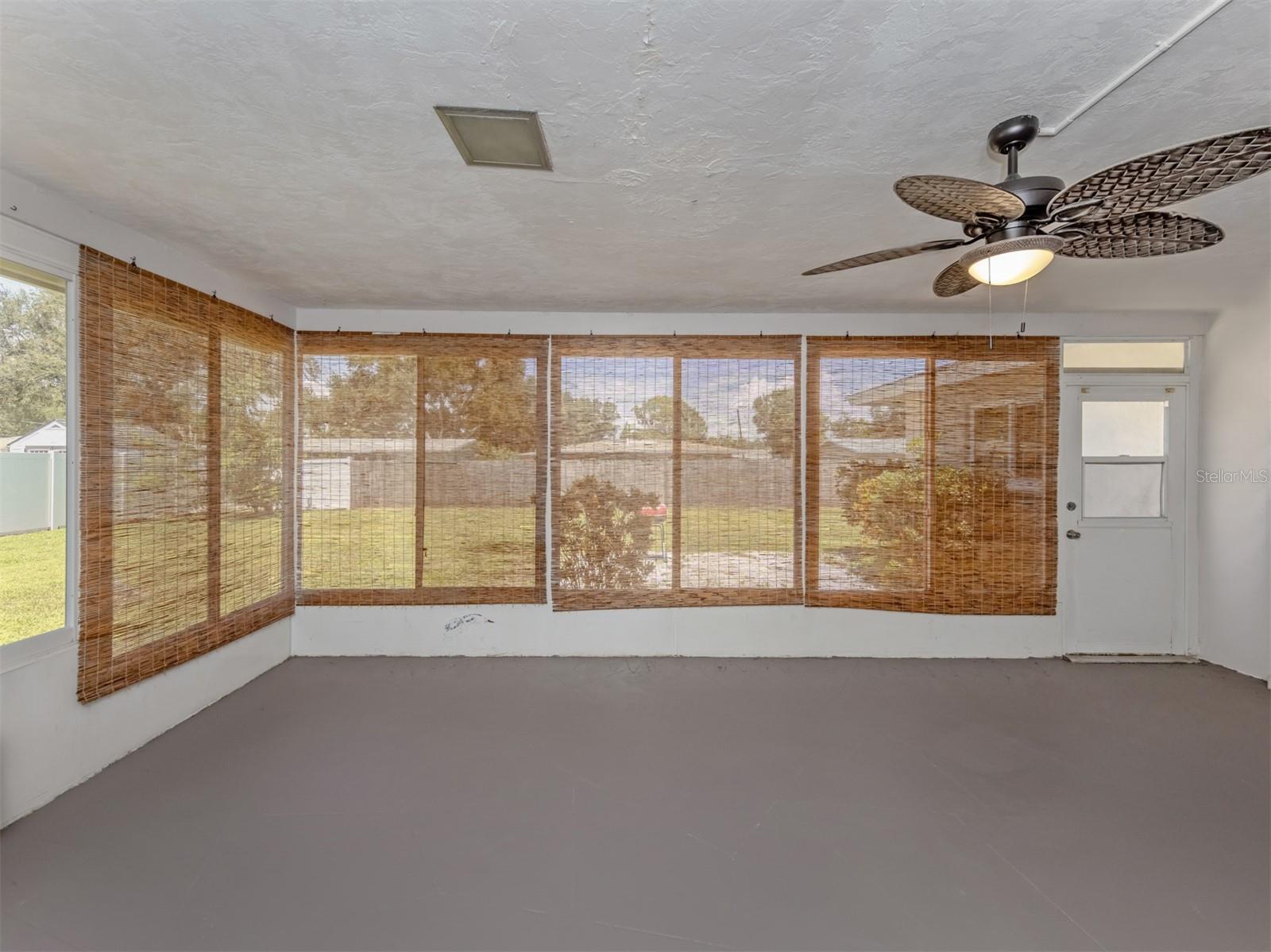 2161 INNER CASS CIR — photo 35