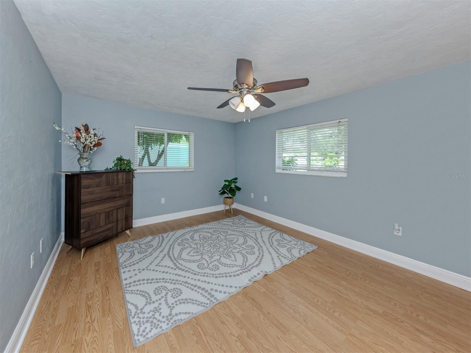 2161 INNER CASS CIR — photo 25