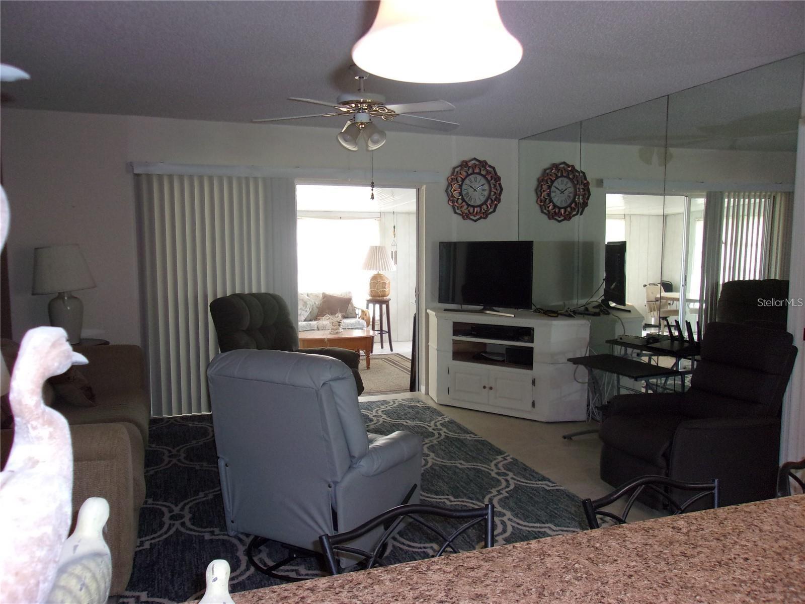 1814 COLUMBINE PL — photo 8