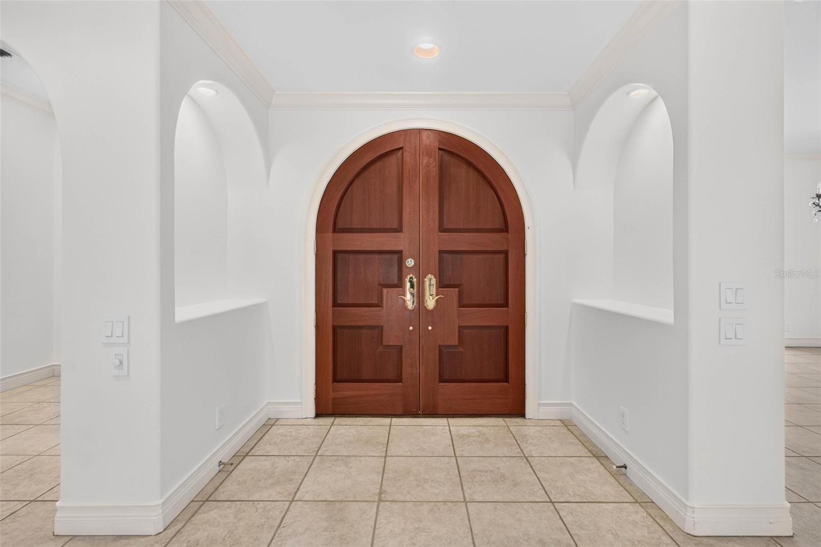 1100 TORTUGA CIR NE — photo 6