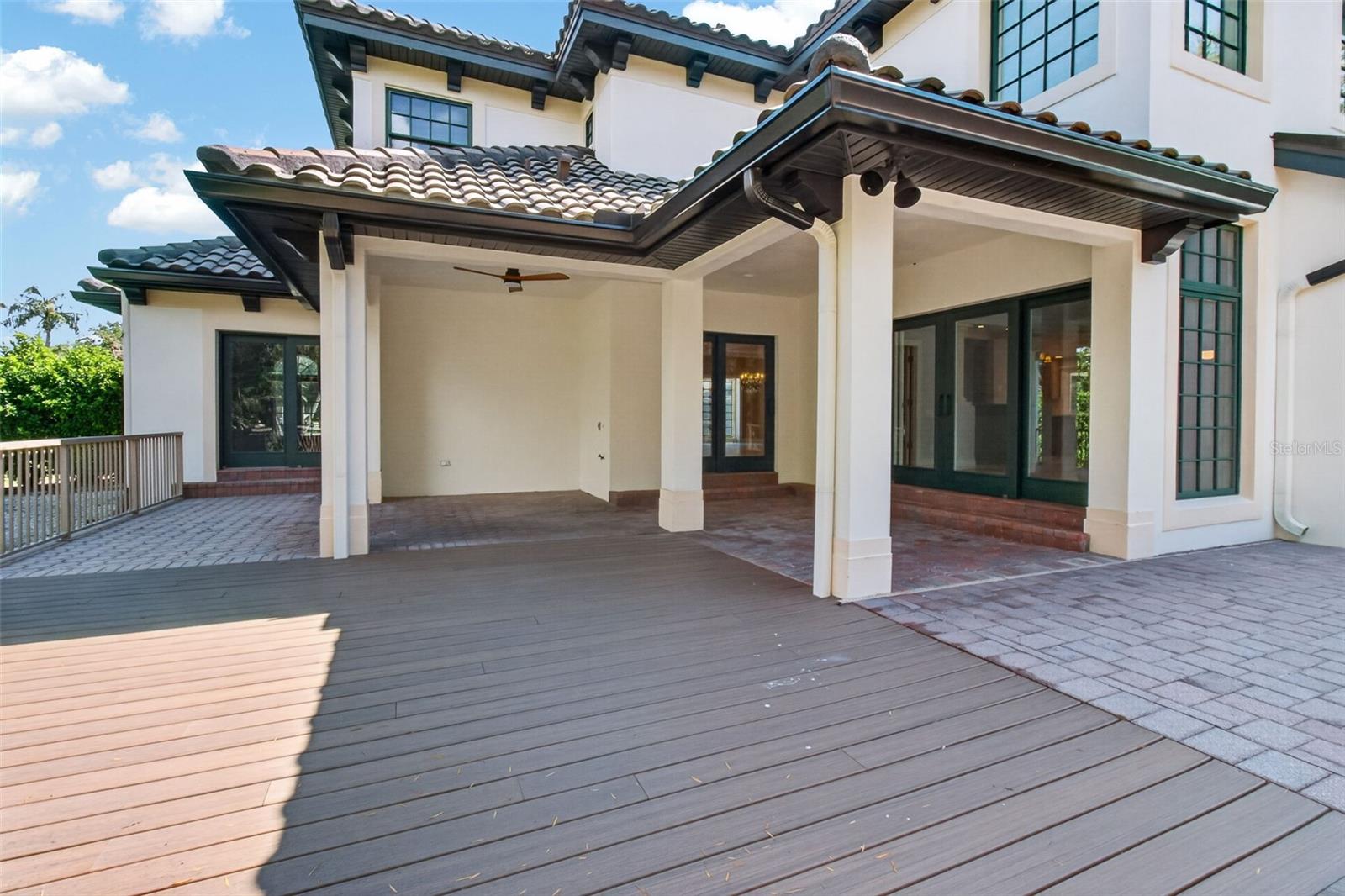 1100 TORTUGA CIR NE — photo 23