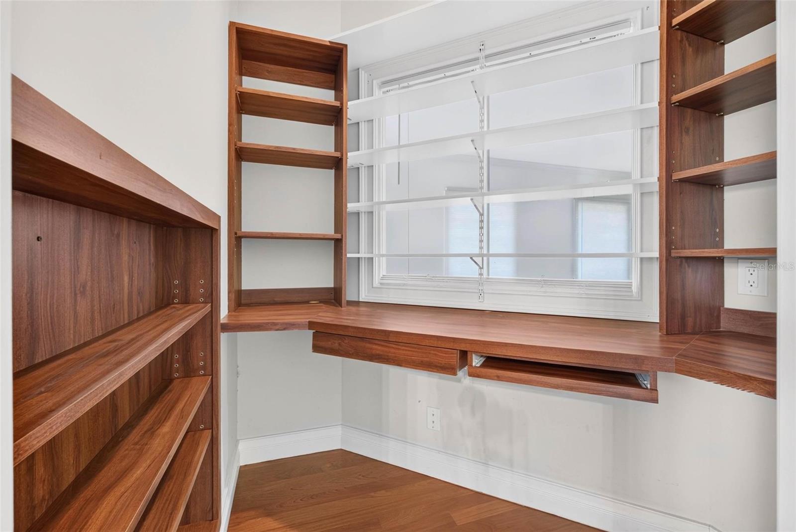 1100 TORTUGA CIR NE — photo 40