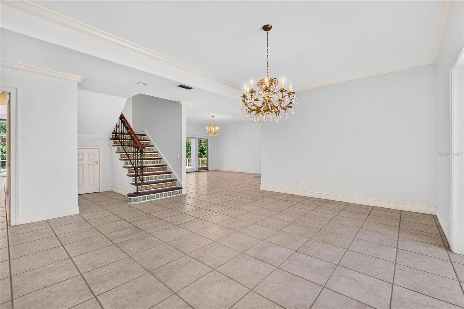 1100 TORTUGA CIR NE — photo 10