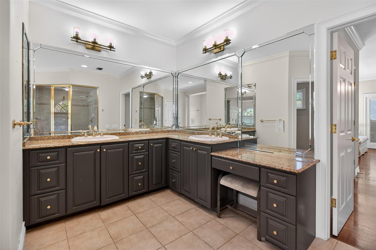 1100 TORTUGA CIR NE — photo 41