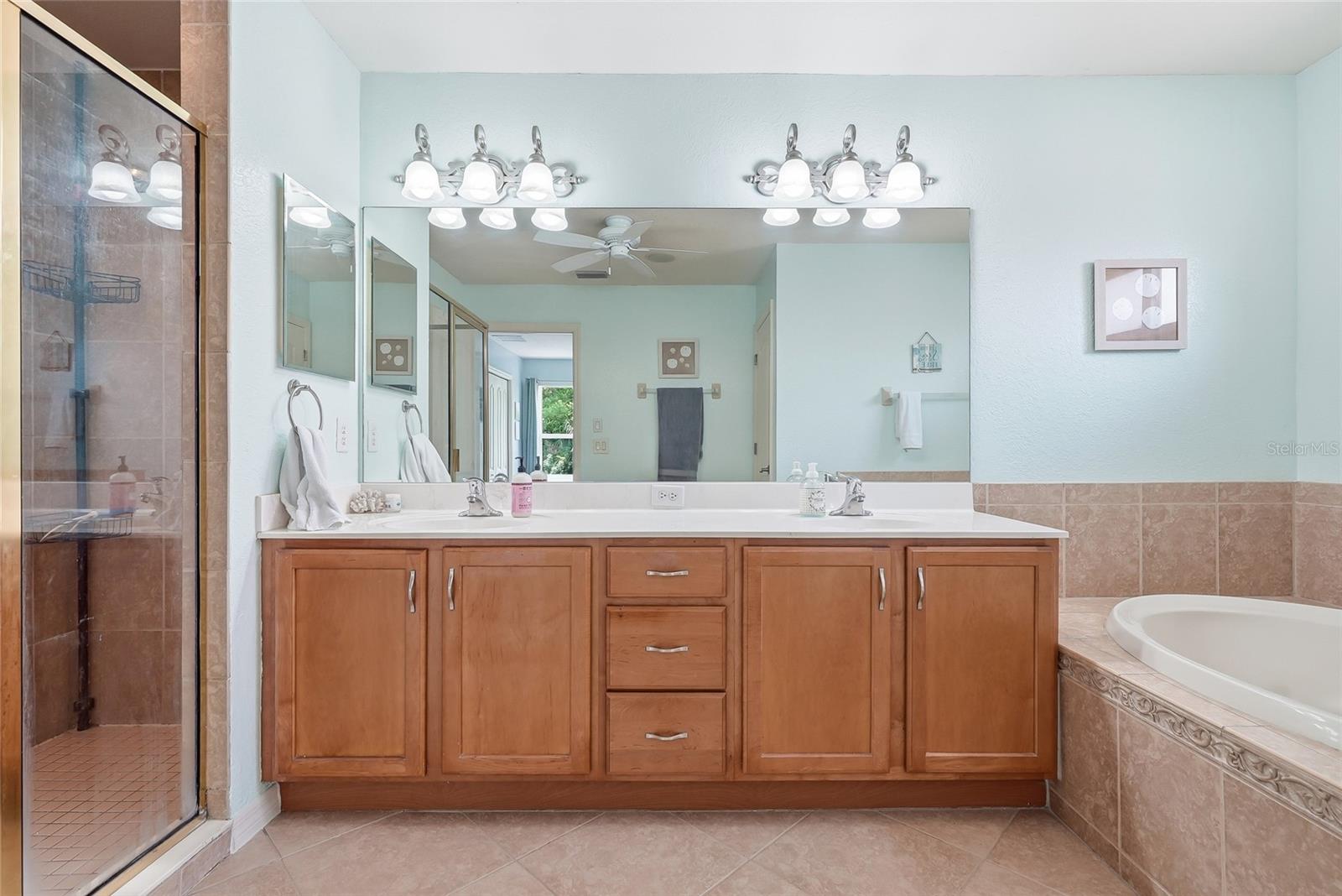 227 HERITAGE ISLES WAY — photo 45