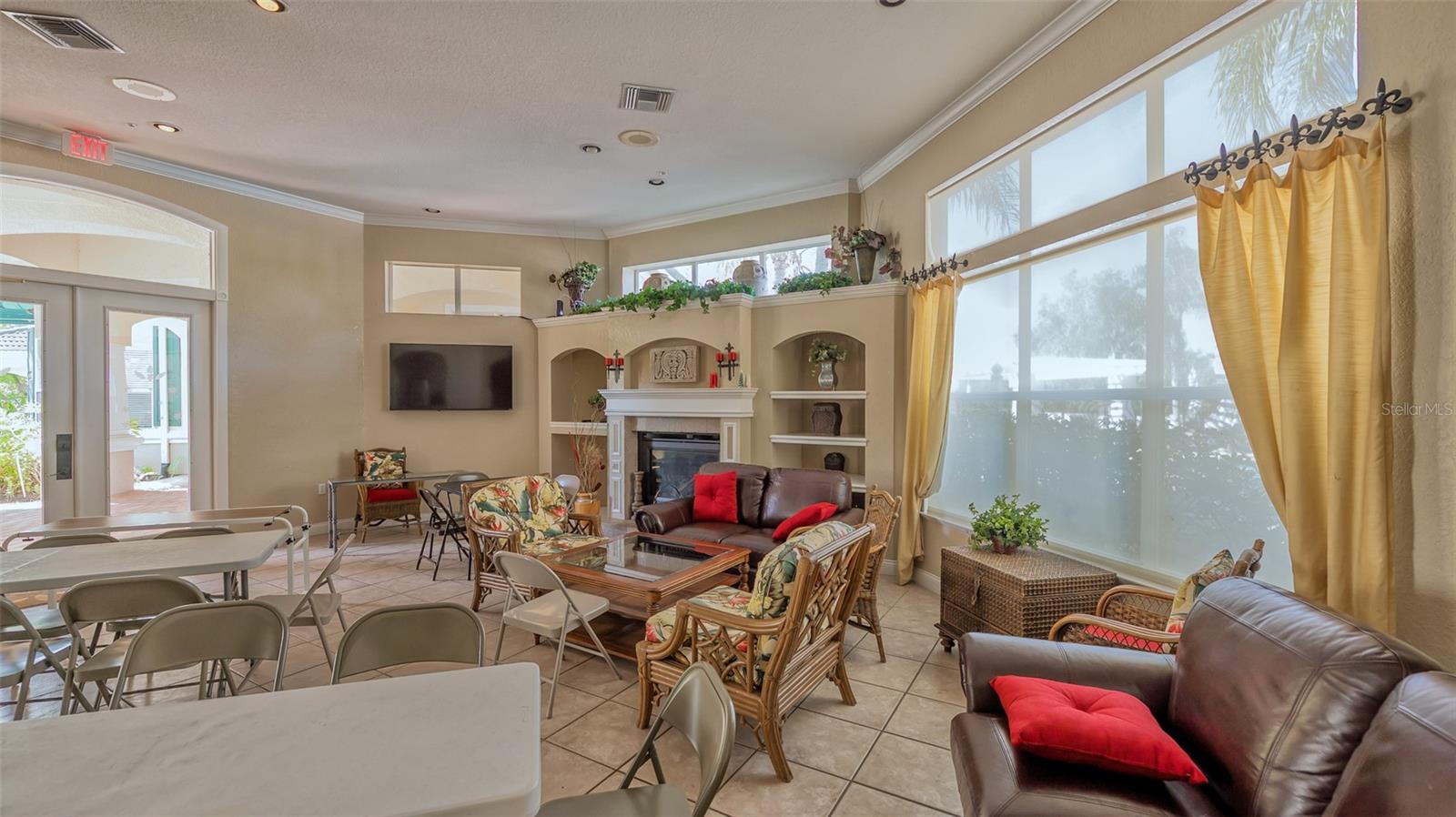5146 NORTHRIDGE RD #301 — photo 56