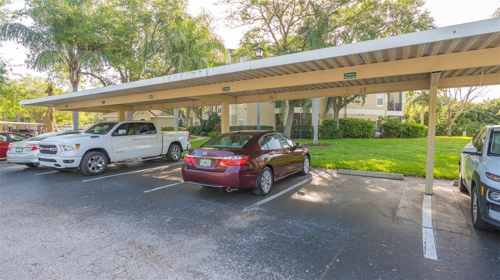 5146 NORTHRIDGE RD #301 — photo 32