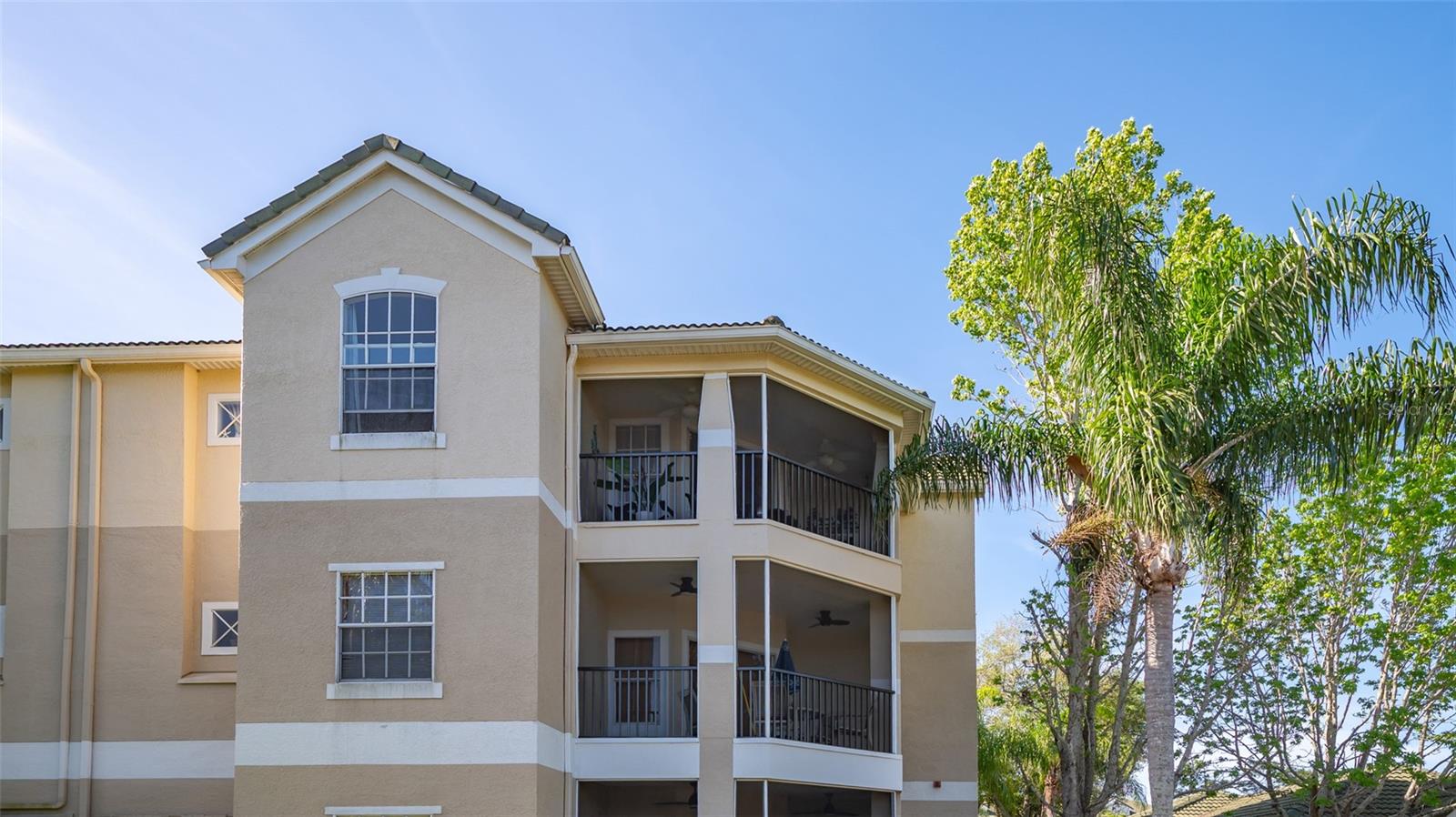 5146 NORTHRIDGE RD #301 — photo 4