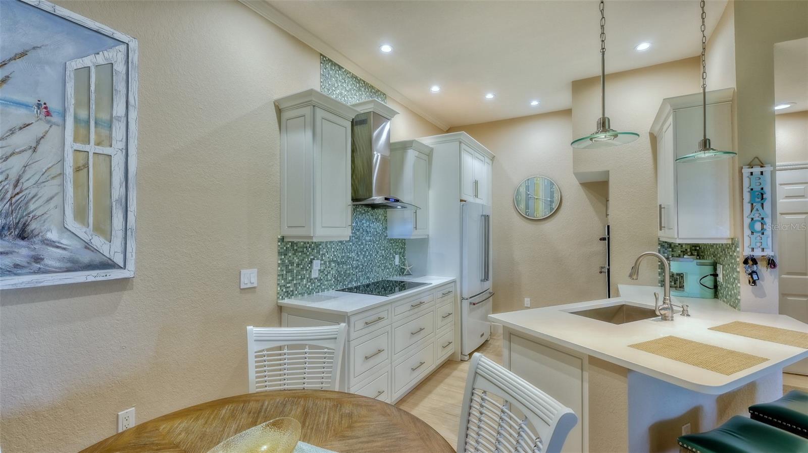 5146 NORTHRIDGE RD #301 — photo 14