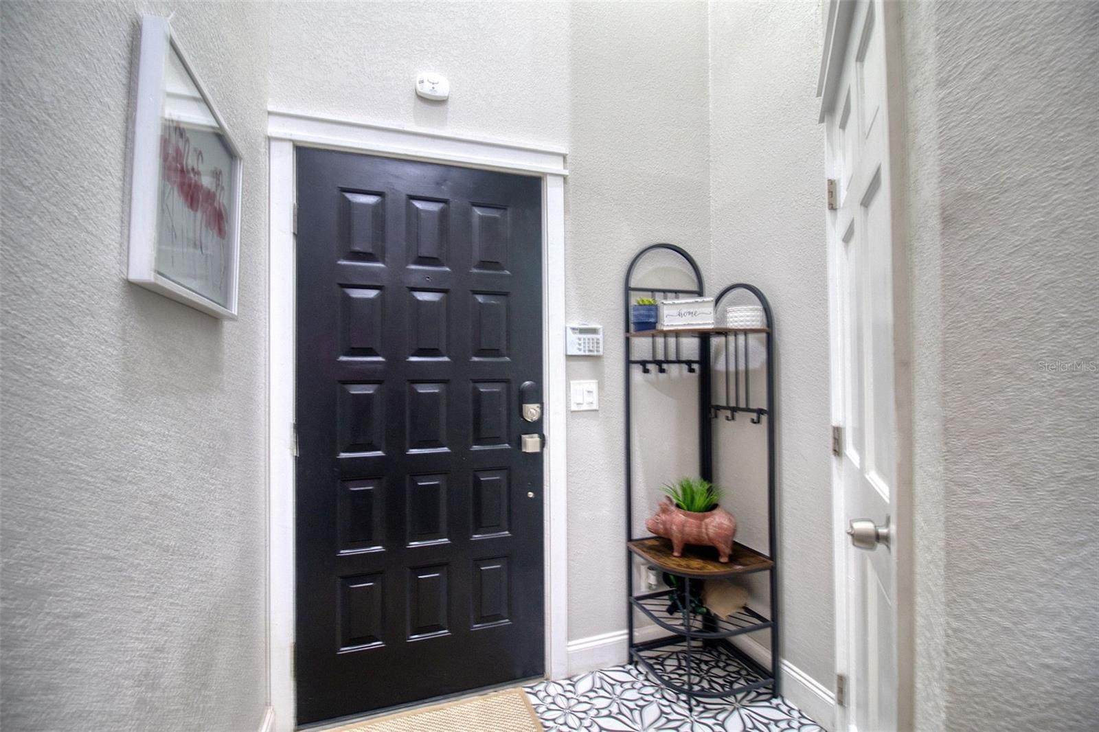 1490 MAHOGANY LN #706 — photo 6