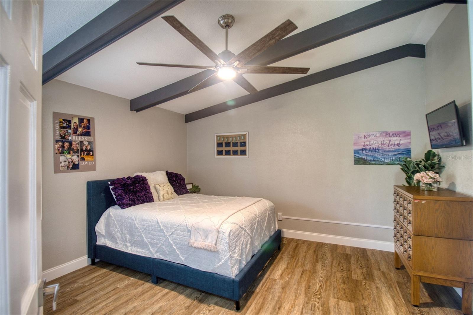 1490 MAHOGANY LN #706 — photo 19