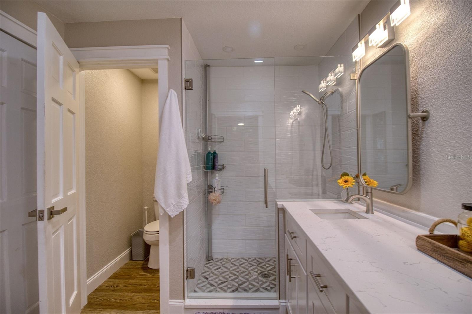 1490 MAHOGANY LN #706 — photo 24