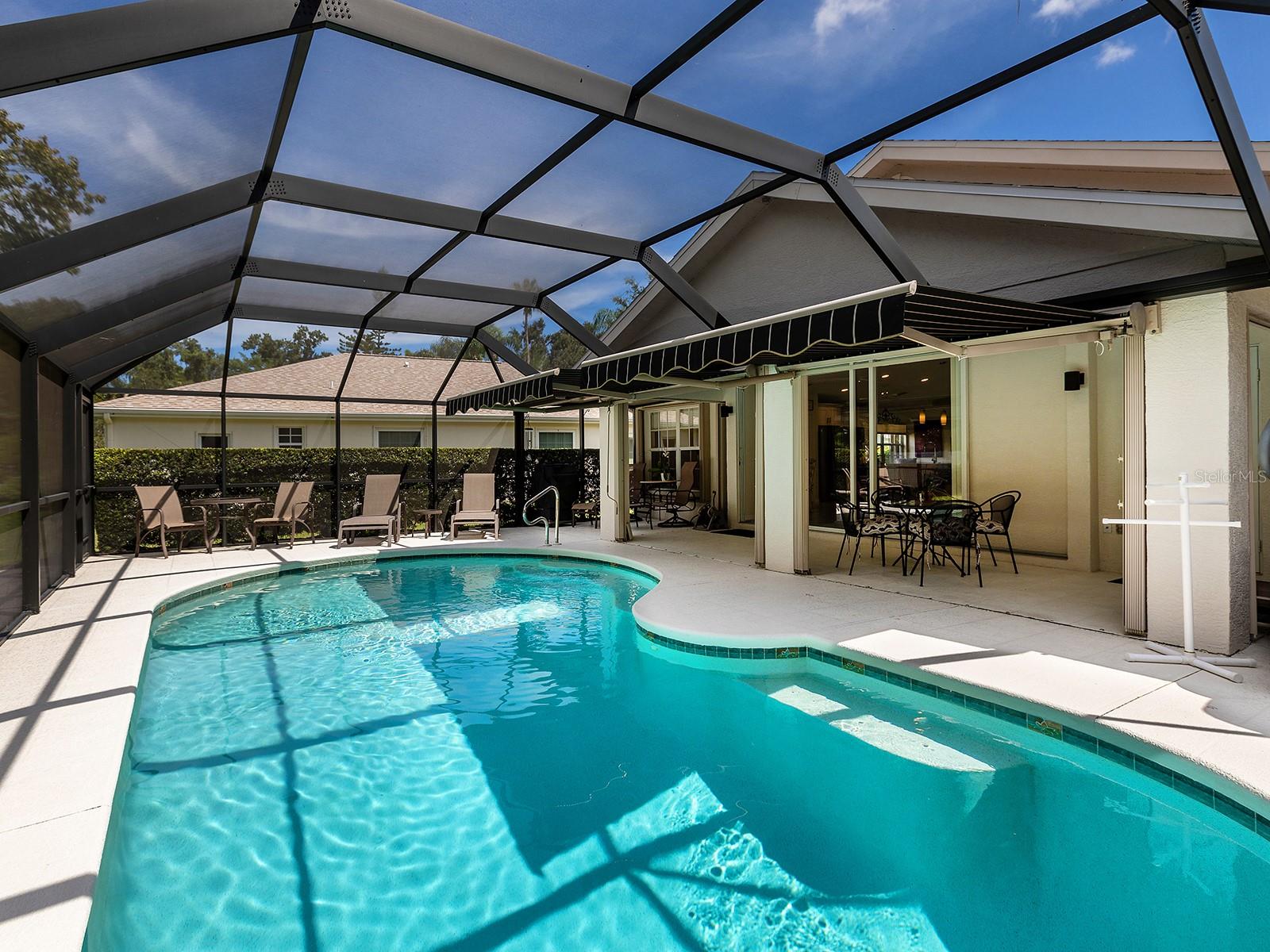 7326 ELEANOR CIR — photo 36
