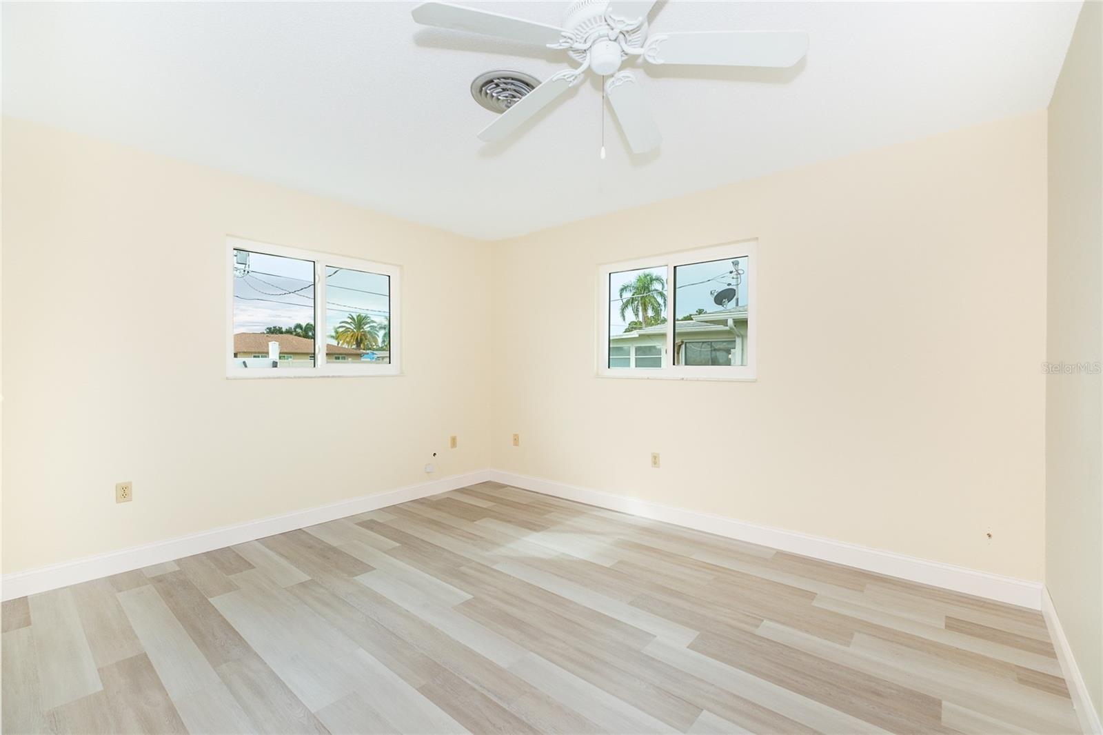 995 BAY VISTA BLVD — photo 40
