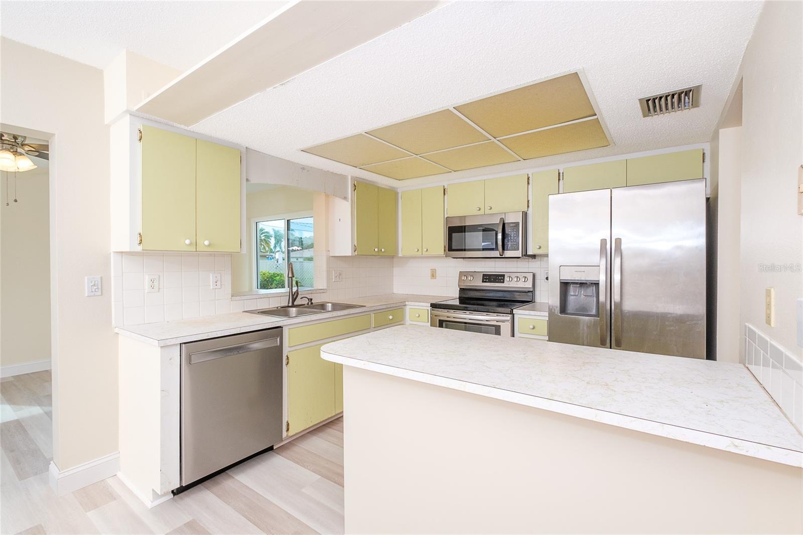 995 BAY VISTA BLVD — photo 15
