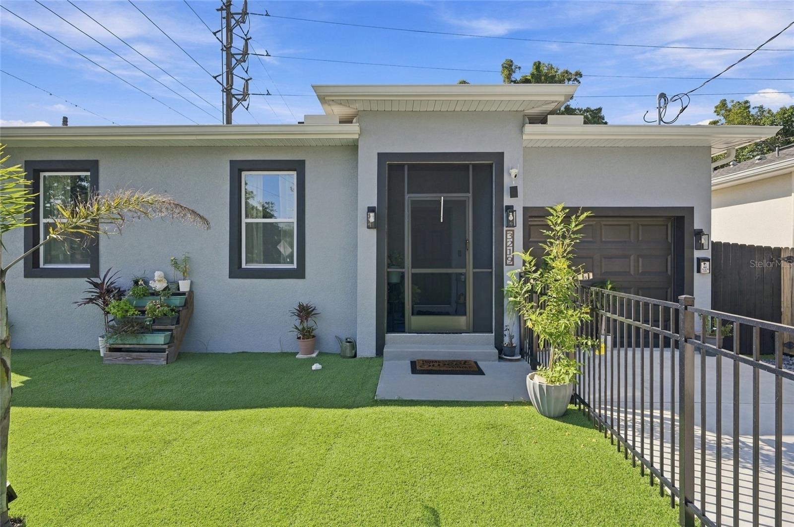 3219 E EMMA ST — photo 2