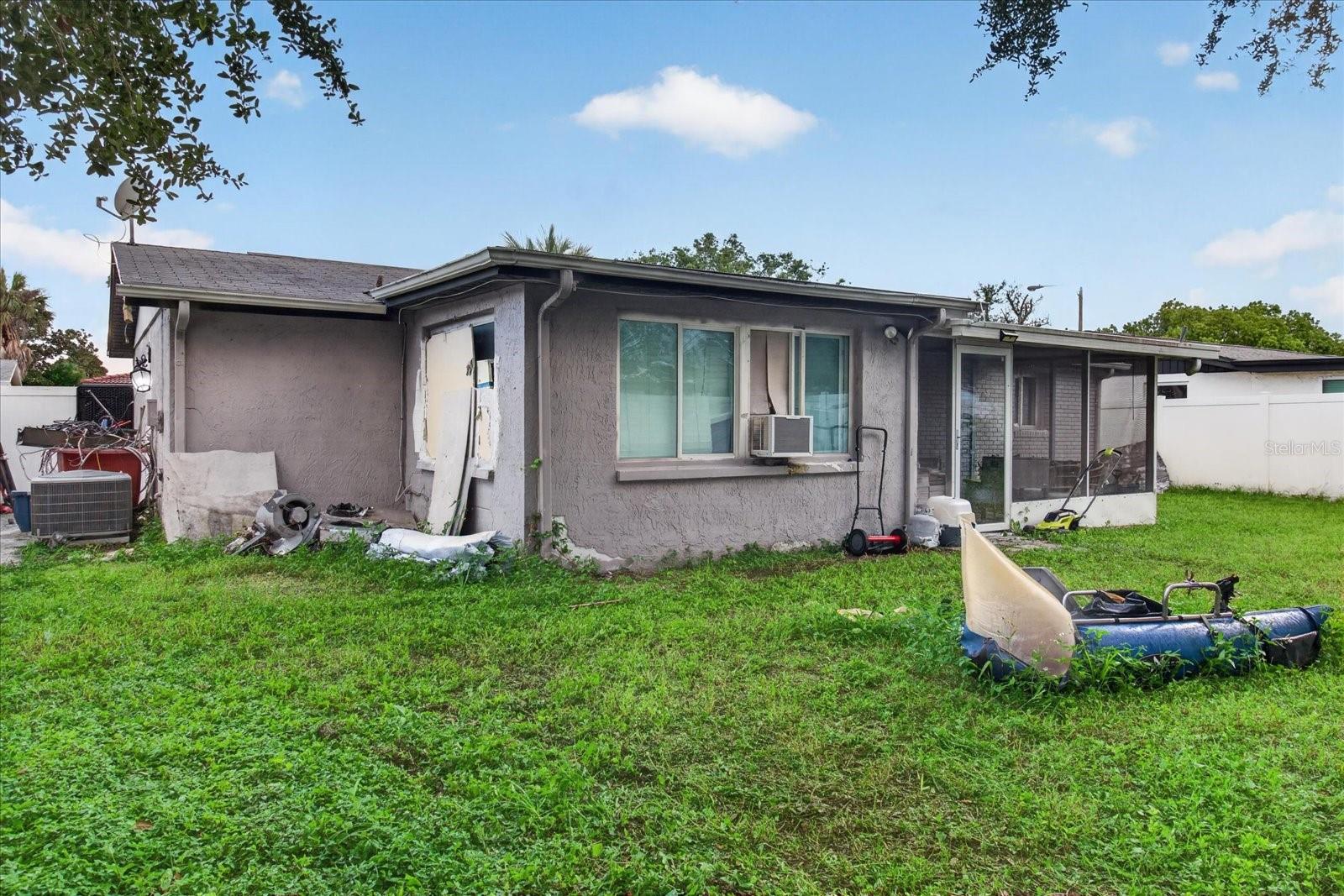 9440 RAINBOW LN — photo 60
