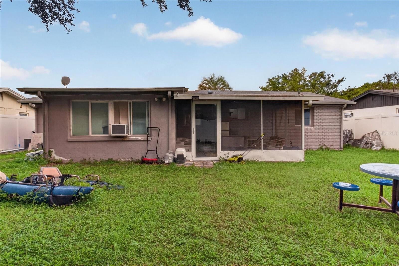9440 RAINBOW LN — photo 58