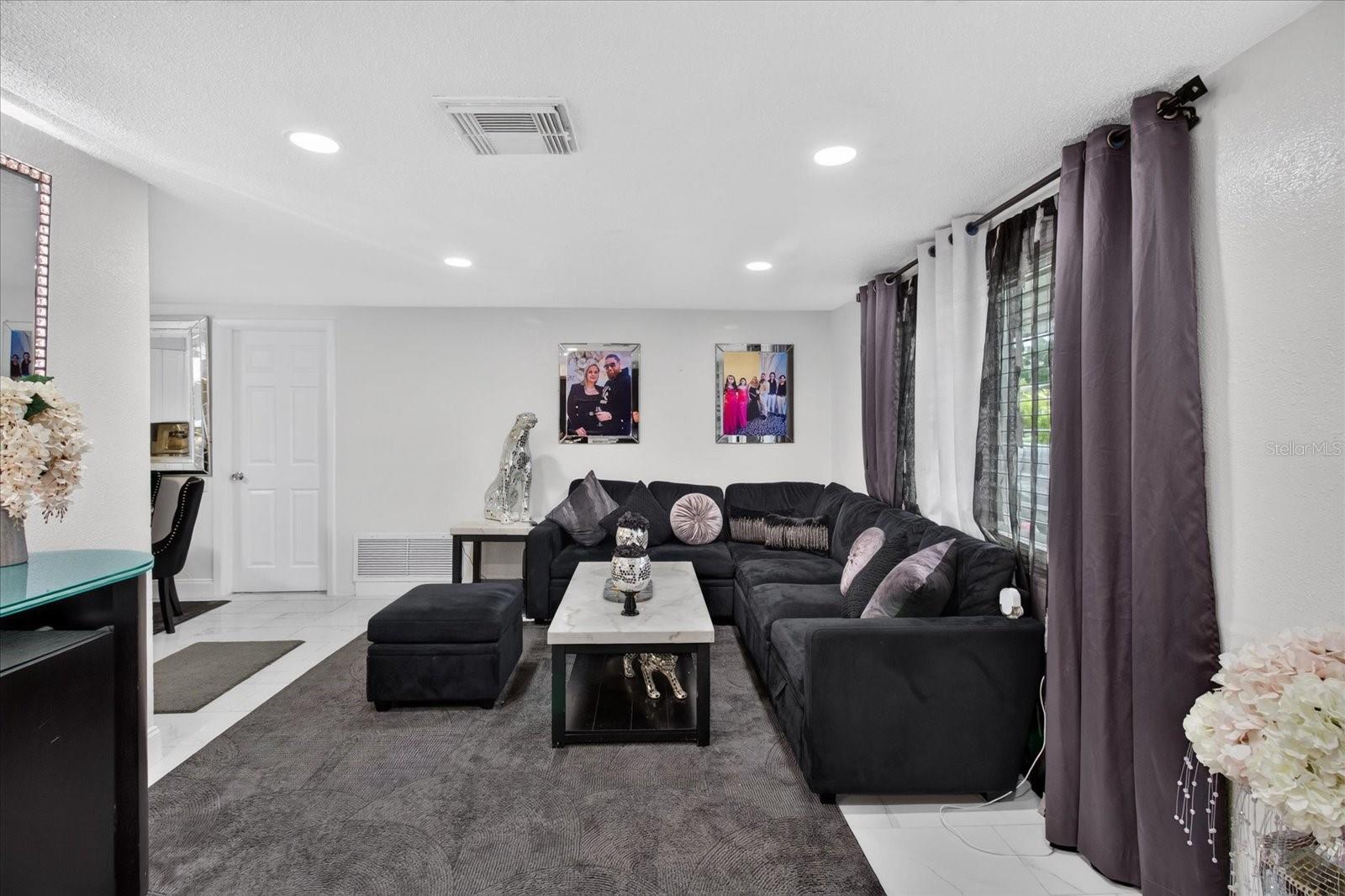 9440 RAINBOW LN — photo 21