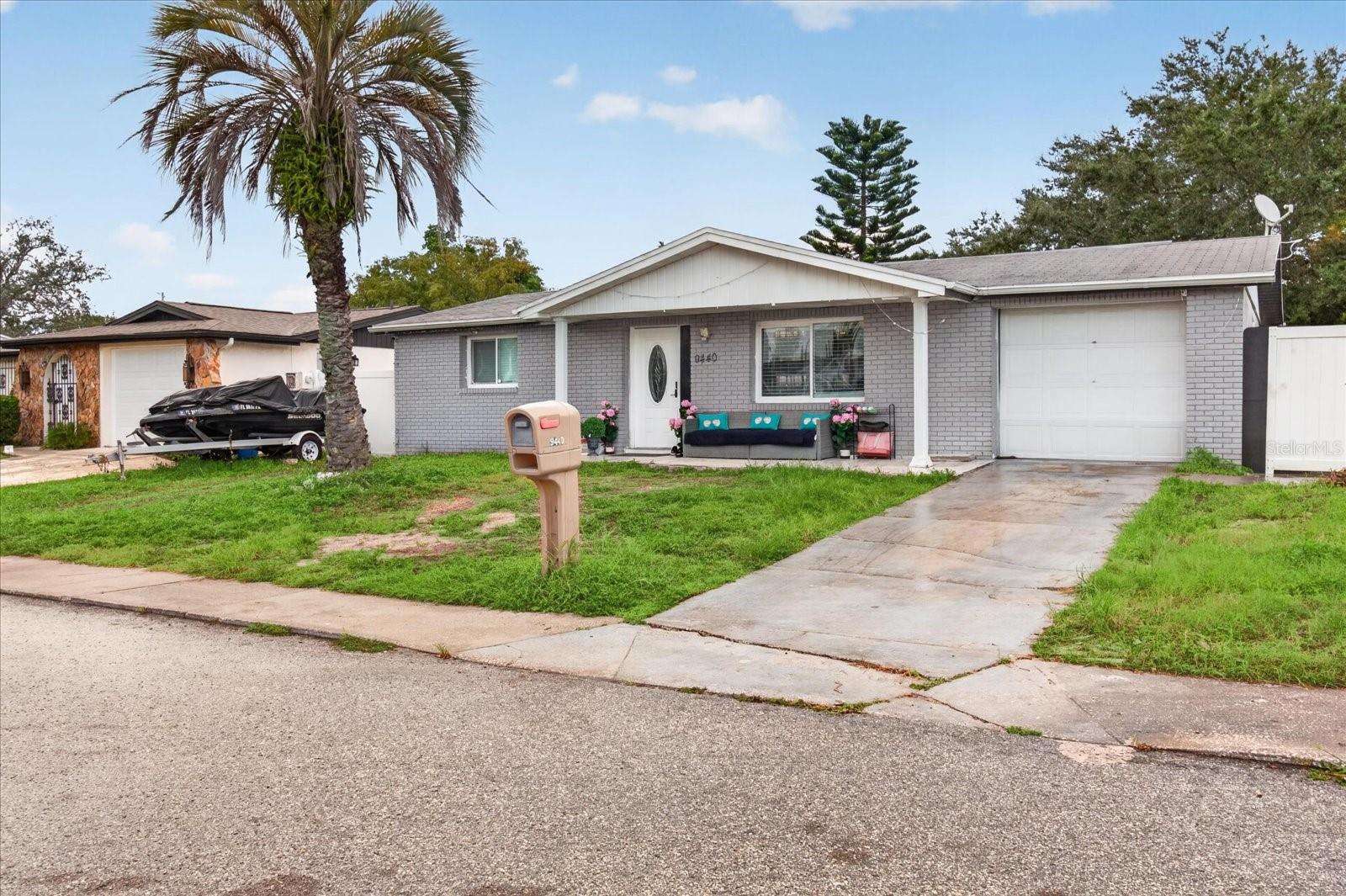 9440 RAINBOW LN — photo 8