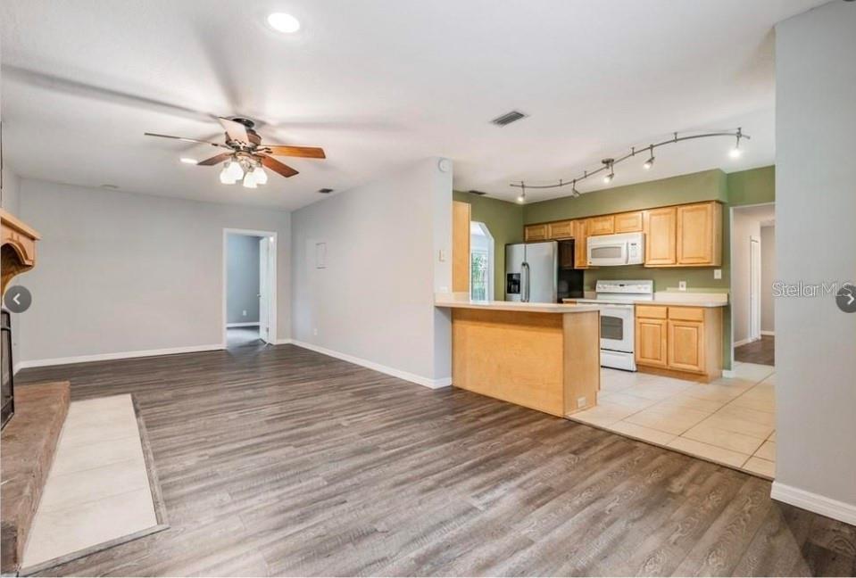 7807 GARRISON ST — photo 24